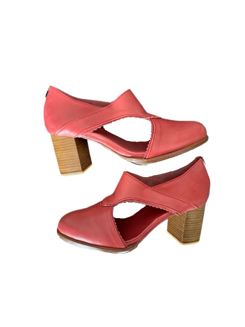 Women's Coral Cutout Block Heel Pumps